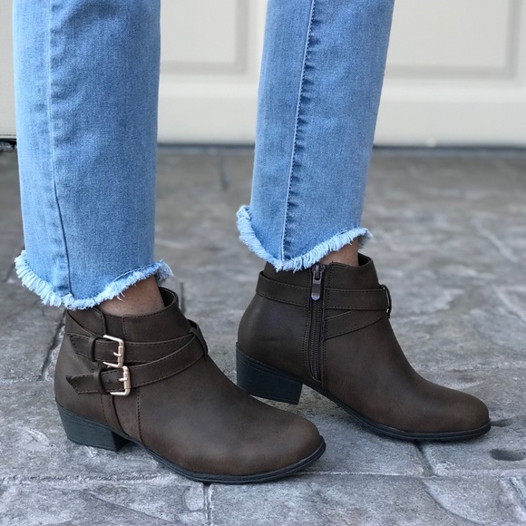 Boutique Shoes - Texas Brown Double Crossed Buckle Low Heel Booties
